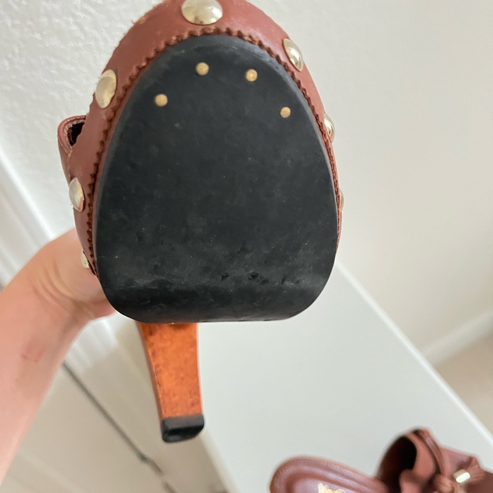 Authentic Yves Saint Laurent Brown Leather Mules with Tassel and Stud Accents - Picture 4 of 9